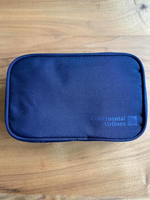 Continental Airlines toilettas met inhoud, Sieraden, Tassen en Uiterlijk, Toilettassen, Nieuw, Blauw, Ophalen