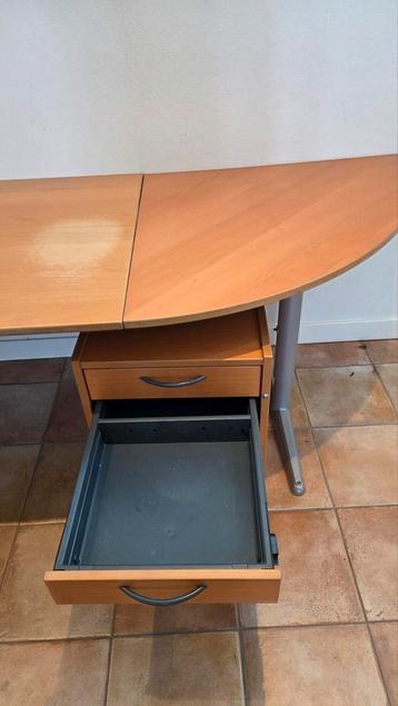 IKEA Efffektiv bureau met verrijdbaar bureauladekast - afbeelding 6 IKEA Efffektiv bureau met verrijdbaar bureauladekast - afbeelding 6