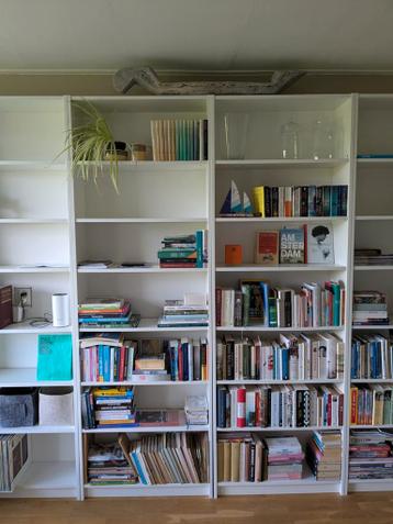 Ikea Billy wit 4 stuks + bovenstuk. Teab - afbeelding 1 Ikea Billy wit 4 stuks + bovenstuk. Teab - afbeelding 1