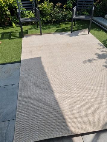 Buiten tapijt beige zand kleur 200x290