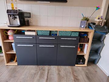 Dressoir in zeer goede staat