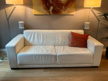 Witte leren 3-zitsbank - comfortabel en snel op te halen!