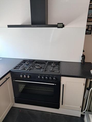 KEUKEN Ikea Faktum Vanille kleur zwart-gespikkelde bladen - afbeelding 3 KEUKEN Ikea Faktum Vanille kleur zwart-gespikkelde bladen - afbeelding 3