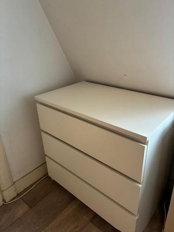 IKEA Malm witte ladekast met 3 lades - afbeelding 2 IKEA Malm witte ladekast met 3 lades - afbeelding 2