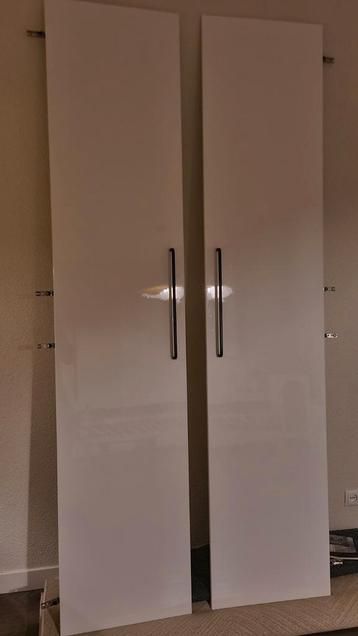 Ikea Pax Kastdeuren Hoogglans 2 stuks 1m breed 236cm hoog - afbeelding 1 Ikea Pax Kastdeuren Hoogglans 2 stuks 1m breed 236cm hoog - afbeelding 1