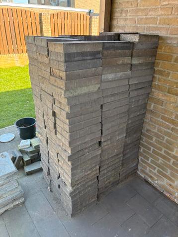 Gratis af te halen - partij stenen