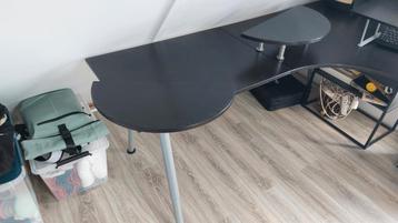Bureau Ikea Galant verstelbaar zwart t.e.a.b. - afbeelding 4 Bureau Ikea Galant verstelbaar zwart t.e.a.b. - afbeelding 4