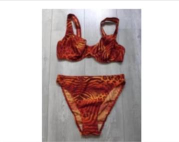 Beugel bikini set maat 42/44 X C