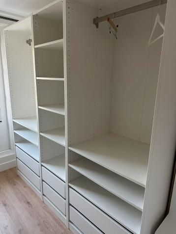 Ikea PAX kast, 70 cm, 50 cm, 70 cm hoogte 201 cm - afbeelding 1 Ikea PAX kast, 70 cm, 50 cm, 70 cm hoogte 201 cm - afbeelding 1