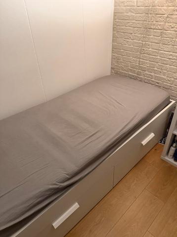 IKEA Bed met Matras - Goede Staat! - afbeelding 2 IKEA Bed met Matras - Goede Staat! - afbeelding 2