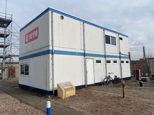 Unit gebouw 144 m² Toiletten Douches Keuken Rolluiken, Zakelijke goederen, Machines en Bouw | Keten en Containers, Ophalen