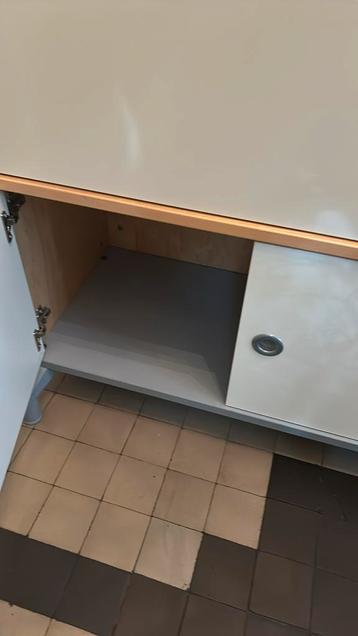 Mooie IKEA Effectiv (thuis)kantoor kast - afbeelding 3 Mooie IKEA Effectiv (thuis)kantoor kast - afbeelding 3