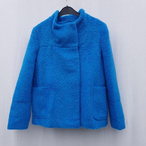 Mooie blauwe dames winter jas. Mt 36. Merk Atmosphere, Kleding | Dames, Jassen | Winter, Zo goed als nieuw, Maat 36 (S), Blauw