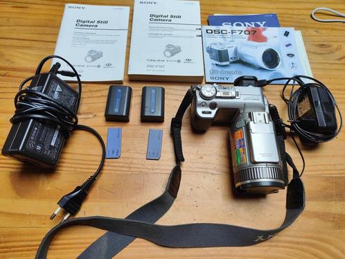 Sony DSC-F707 Nikon FG-20 Fox Bolex P4 diverse accessoires, Audio, Tv en Foto, Fotocamera's Digitaal, Gebruikt, Overige Merken