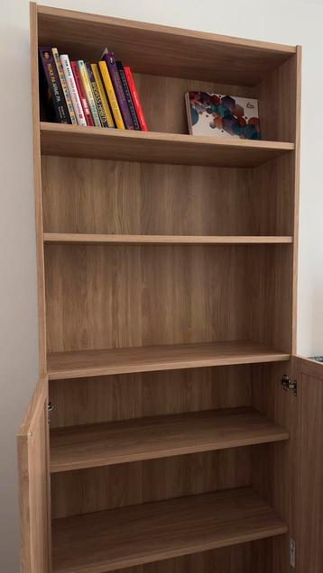 IKEA Billy Oxberg boekenkast met deuren, eikenpatroon - afbeelding 4 IKEA Billy Oxberg boekenkast met deuren, eikenpatroon - afbeelding 4