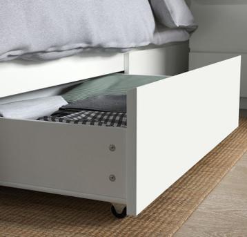 IKEA Malm Bed 160x200 + Lades & Lattenbodems - afbeelding 3 IKEA Malm Bed 160x200 + Lades & Lattenbodems - afbeelding 3