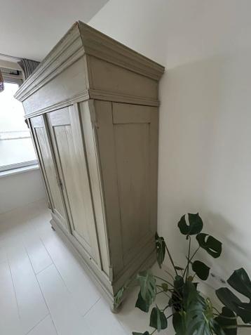 Antieke Linnenkast met Hangruimte en Planken - afbeelding 2 Antieke Linnenkast met Hangruimte en Planken - afbeelding 2