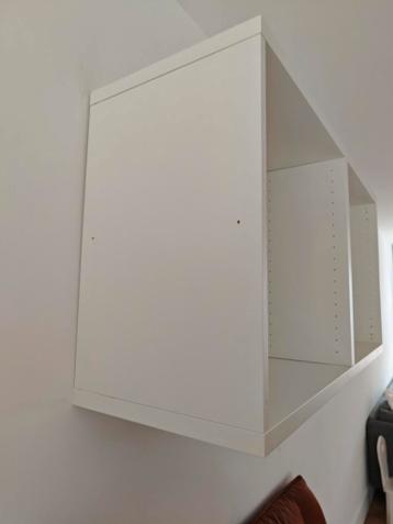 Besta (Ikea) Witte Wandkast met 2 Vakken - afbeelding 5 Besta (Ikea) Witte Wandkast met 2 Vakken - afbeelding 5
