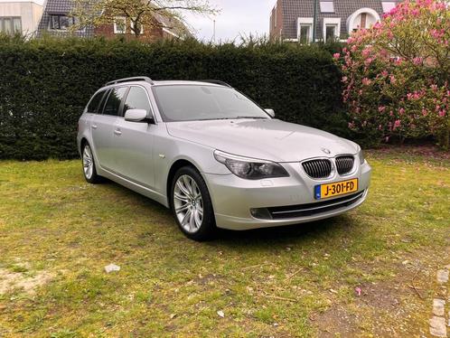 BMW525 Touring AUT I YOUNGTIMER I APPLE CARPLAY I PERFECT, Auto's, BMW, Bedrijf, Te koop, 5-Serie, ABS, Airbags, Airconditioning