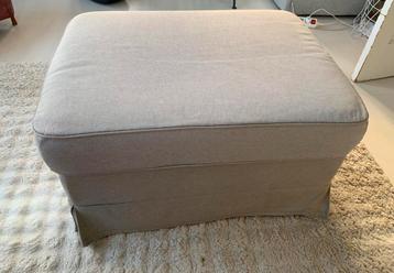 Grijze Ikea Ektorp Hocker afneembare hoes veel opbergruimte - afbeelding 4 Grijze Ikea Ektorp Hocker afneembare hoes veel opbergruimte - afbeelding 4