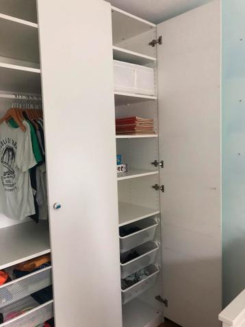 Ikea- kast Pax, 3-deurs met lades, roede en planken - afbeelding 11 Ikea- kast Pax, 3-deurs met lades, roede en planken - afbeelding 11