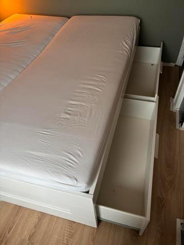 Zeer goede staat IKEA Brimnes Bed 160x200 met lattenbodem - afbeelding 5 Zeer goede staat IKEA Brimnes Bed 160x200 met lattenbodem - afbeelding 5