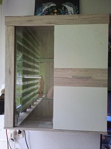 Woonkamer kasten. (Gratis )