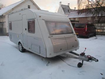 Mooie Kip Platium 471 DB met Volautomatische Mover