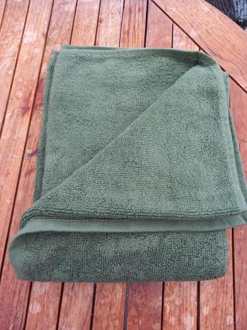 Handdoek sage green nieuw! !