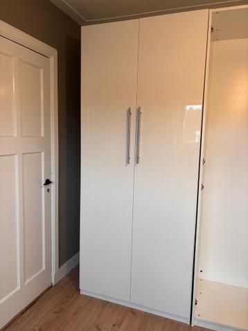 2 Ikea Pax deuren (229 cm hoog) - afbeelding 3 2 Ikea Pax deuren (229 cm hoog) - afbeelding 3