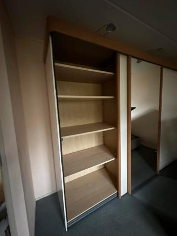 Kledingkast - afbeelding 2 Kledingkast - afbeelding 2