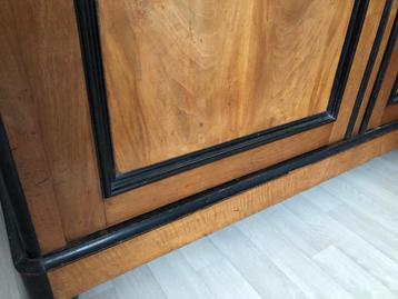 Grote, antieke, bijzondere kledingkast izgst - afbeelding 9 Grote, antieke, bijzondere kledingkast izgst - afbeelding 9