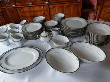 Legendary Noritake dinner-en koffieservies 12 P 92 stuks