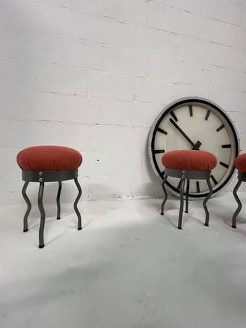 Uri krukjes van Ikea, design Per Ivar Ledang, postmodern - afbeelding 3 Uri krukjes van Ikea, design Per Ivar Ledang, postmodern - afbeelding 3
