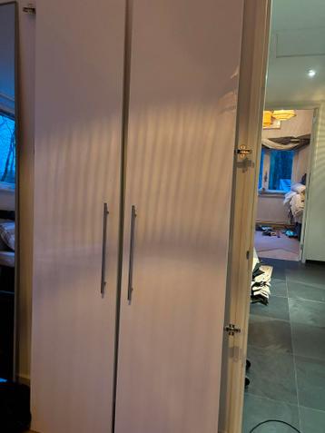 IKEA Pax Deuren Hoogglans Wit - Nette Staat - afbeelding 2 IKEA Pax Deuren Hoogglans Wit - Nette Staat - afbeelding 2