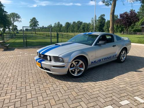 Ford Mustang 4.6 GT 2006 Grijs, Auto's, Ford, Particulier, Mustang, Achteruitrijcamera, Airbags, Airconditioning, Bluetooth, Centrale vergrendeling