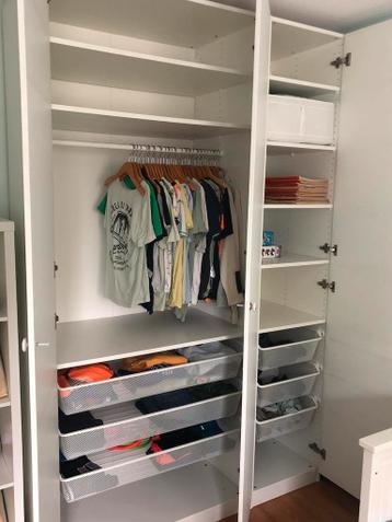 Ikea- kast Pax, 3-deurs met lades, roede en planken - afbeelding 14 Ikea- kast Pax, 3-deurs met lades, roede en planken - afbeelding 14