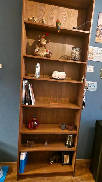 Ikea Billy Boekenkast donkerbruin met extra opzetstuk - afbeelding 1 Ikea Billy Boekenkast donkerbruin met extra opzetstuk - afbeelding 1