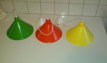 Leuke set van 3 kleuren Hanglampen (NIEUW)