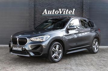 BMW X1 sDrive20i Panodak | Leder | Adaptive LED | KeyLess En