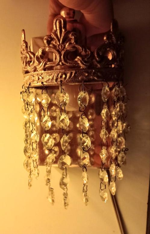 2 stuks vintage Regency-stijl wandlampjes, messing, kristal, Antiek en Kunst, Antiek | Lampen, Ophalen of Verzenden