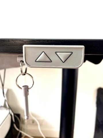 Elektrisch zit/sta bureau (BEKANT Ikea) - afbeelding 5 Elektrisch zit/sta bureau (BEKANT Ikea) - afbeelding 5