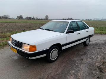 Audi 100 1986 Wit