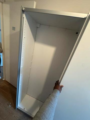 IKEA kast monteren? Meubelmontage aan huis – vanaf €35 - afbeelding 9 IKEA kast monteren? Meubelmontage aan huis – vanaf €35 - afbeelding 9