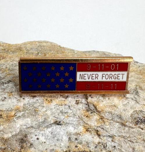 9-11-01 Never Forget | 911 herinneringsspeldje, Verzamelen, Speldjes, Pins en Buttons, Zo goed als nieuw, Speldje of Pin, Stad of Land