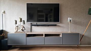 Ikea Besta TV Meubel 240cm - afbeelding 1 Ikea Besta TV Meubel 240cm - afbeelding 1
