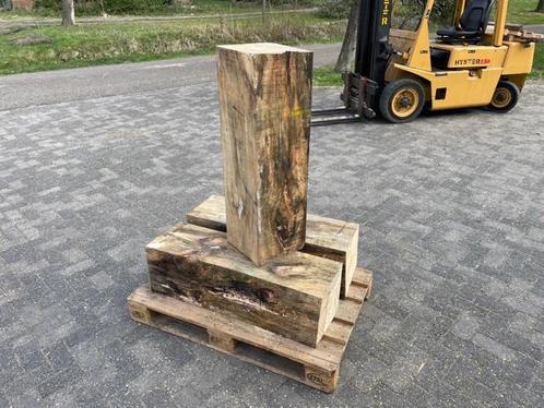 Unieke houten zuilen kopmaat 30 x 30 cm -- 40 cm hoog, Doe-het-zelf en Verbouw, Hout en Planken, Gebruikt, Vuren