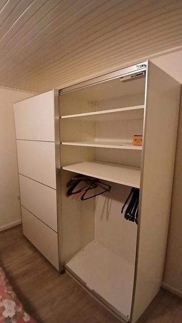 Ikea pax kledingkast met schuifdeuren - afbeelding 2 Ikea pax kledingkast met schuifdeuren - afbeelding 2