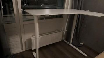 IKEA Electric Adjustable Desk - afbeelding 1 IKEA Electric Adjustable Desk - afbeelding 1