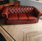 Oxblood Chesterfield 3-zits Bank